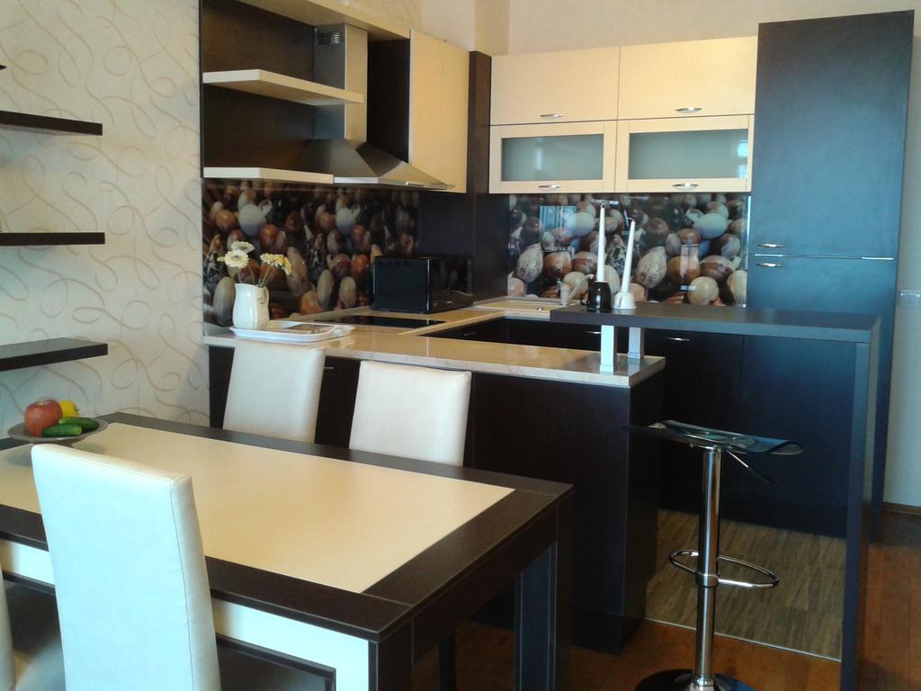 Apartment In St. Constantine And Helena Saints Constantine and Helena Bagian luar foto